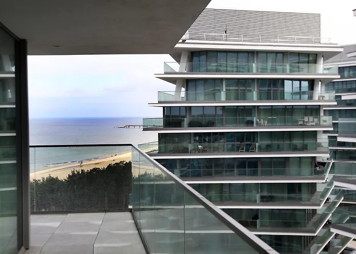 Wave & 8th Floor Sea View Sunny Haven Apartment *