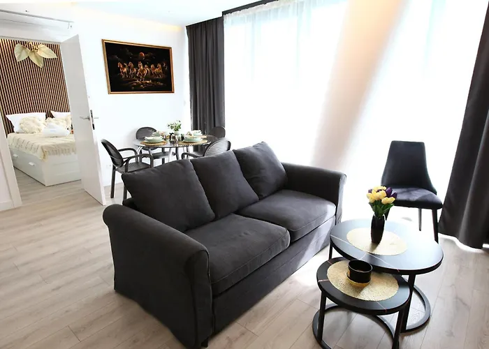 Wave & 8th Floor Sea View Sunny Haven