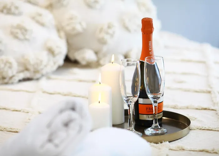 Wave & 8th Floor Sea View Sunny Haven *