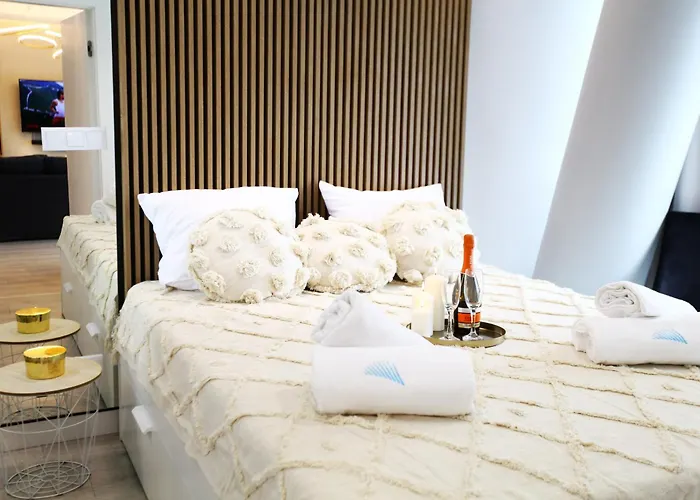 Apartment Wave & 8th Floor Sea View Sunny Haven