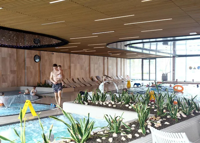 Wave & 8th Floor Sea View Sunny Haven Apartment *