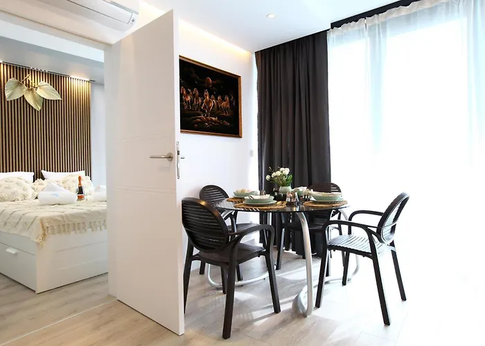 Apartment Wave & 8th Floor Sea View Sunny Haven *