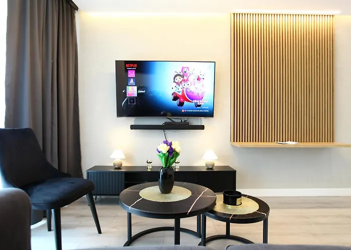 Wave & 8th Floor Sea View Sunny Haven *