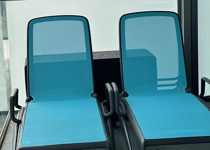 Wave & 8th Floor Sea View Sunny Haven